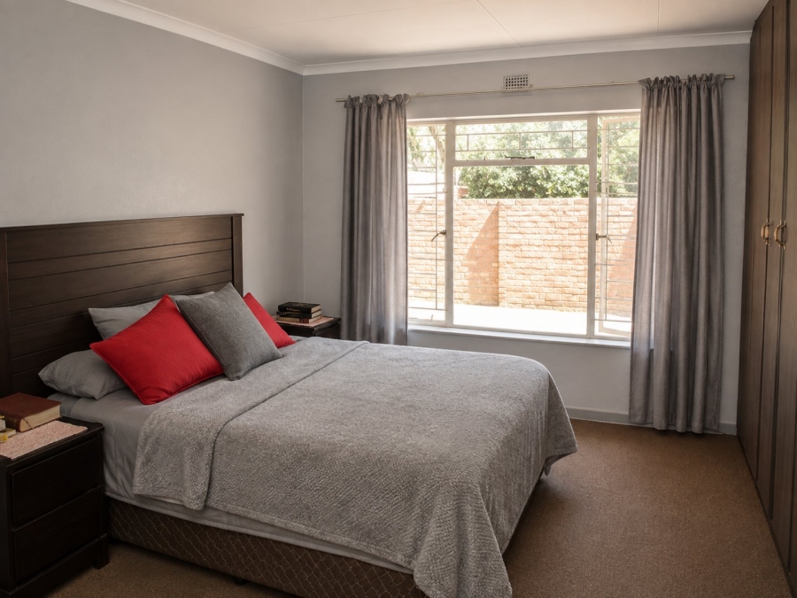 4 Bedroom Property for Sale in Flimieda North West